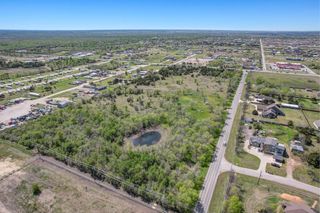 137 Mesa DR, Del Valle, TX 78617