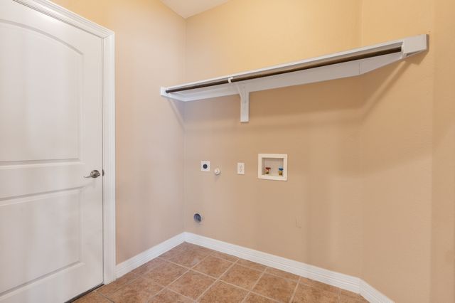 1617 Nighthawk Drive, Little Elm, TX 75068