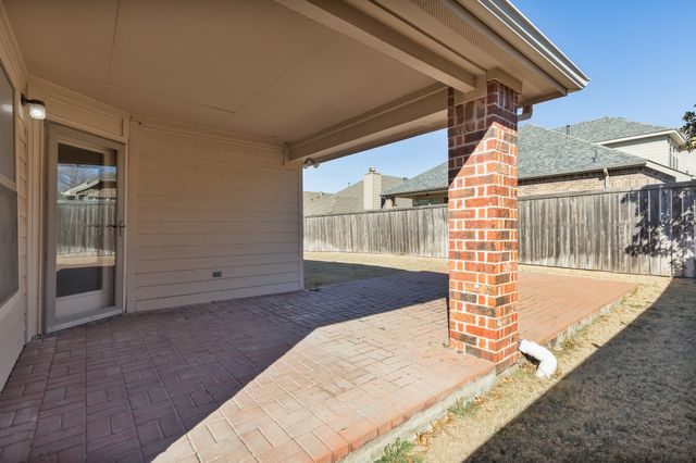1617 Nighthawk Drive, Little Elm, TX 75068
