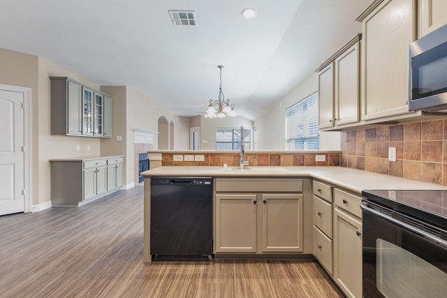 1617 Nighthawk Drive, Little Elm, TX 75068