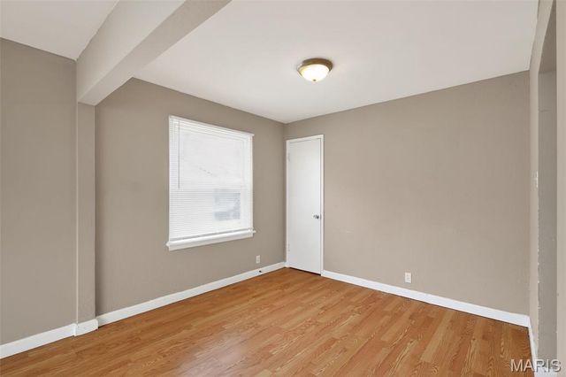 1128 Grenshaw Drive, St Louis, MO 63137