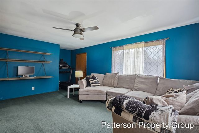 6825 Heights Ravenna Road, Fruitport, MI 49415