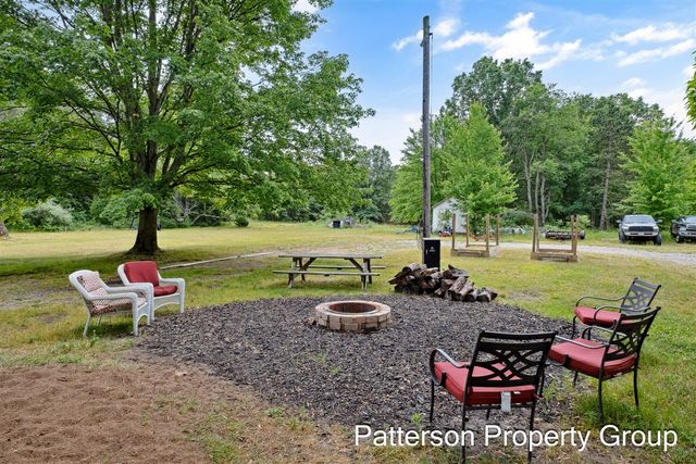 6825 Heights Ravenna Road, Fruitport, MI 49415