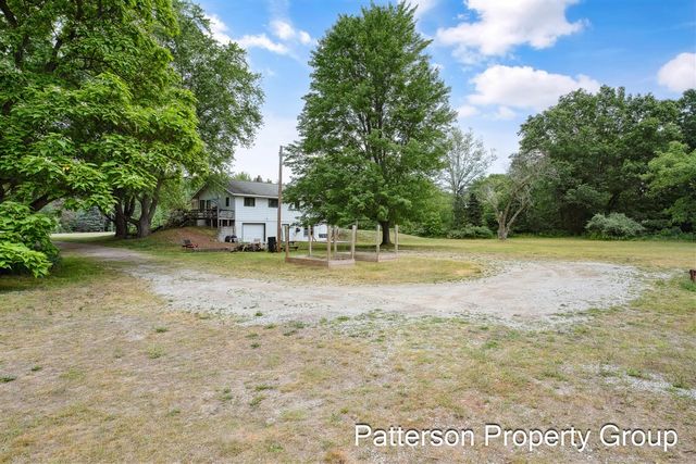 6825 Heights Ravenna Road, Fruitport, MI 49415