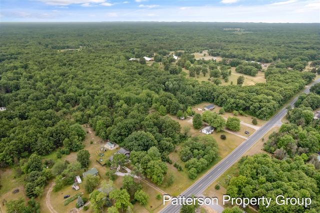 6825 Heights Ravenna Road, Fruitport, MI 49415