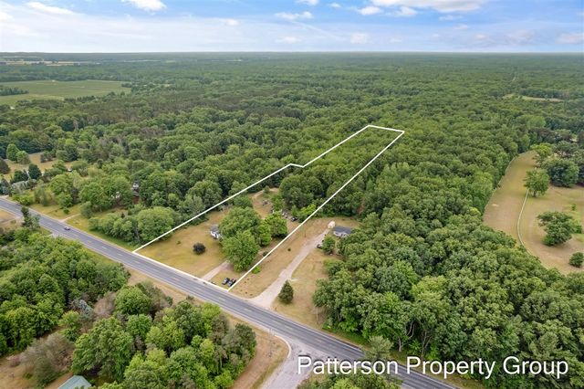 6825 Heights Ravenna Road, Fruitport, MI 49415