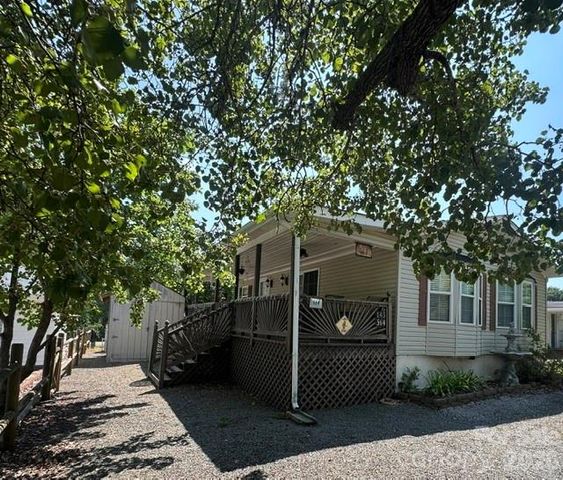 143 Cardinal Drive 564, New London, NC 28127