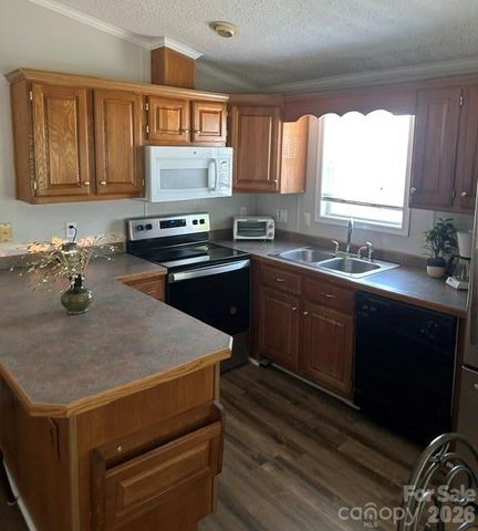 143 Cardinal Drive 564, New London, NC 28127