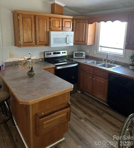 143 Cardinal Drive 564, New London, NC 28127