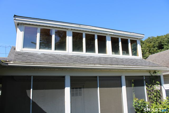 70 Woodside Avenue, Oxford, CT 06478