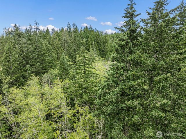 14845 W Harvest Lane, Seabeck, WA 98380