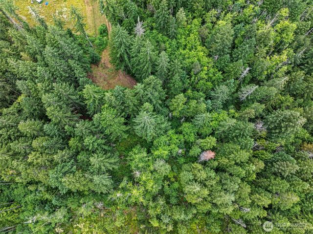 14845 W Harvest Lane, Seabeck, WA 98380
