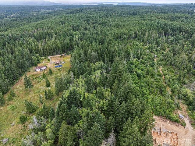 14845 W Harvest Lane, Seabeck, WA 98380