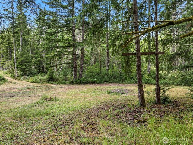 14845 W Harvest Lane, Seabeck, WA 98380
