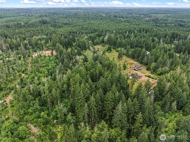 14845 W Harvest Lane, Seabeck, WA 98380