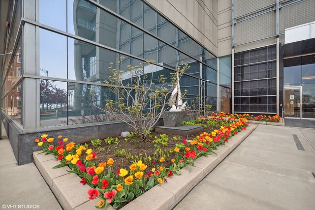 600 N LAKE SHORE Drive 1808, Chicago, IL 60611