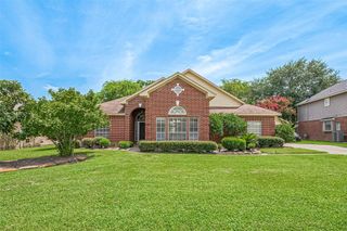 5165 Greenwater Drive, Willis, TX 77318