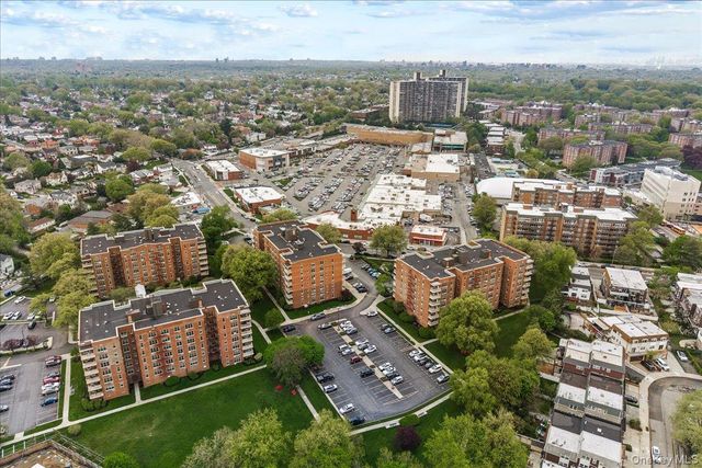 2325 Bell Boulevard 2A, Bayside, NY 11360