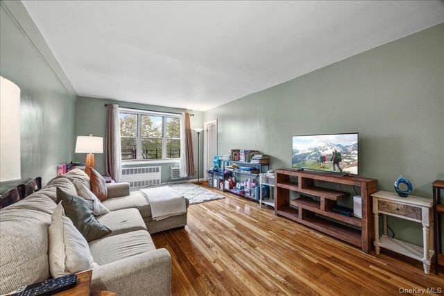 2325 Bell Boulevard 2A, Bayside, NY 11360