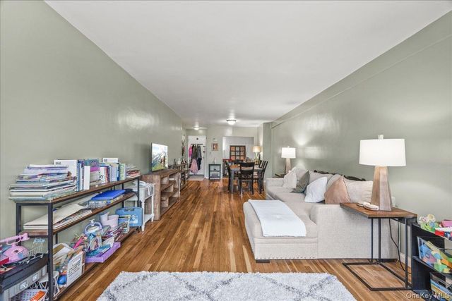 2325 Bell Boulevard 2A, Bayside, NY 11360