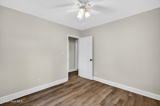 122 Sherwood Road, Jacksonville, NC 28540