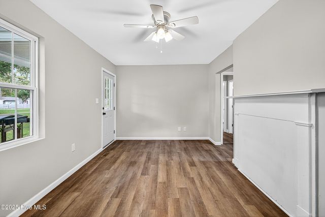 122 Sherwood Road, Jacksonville, NC 28540