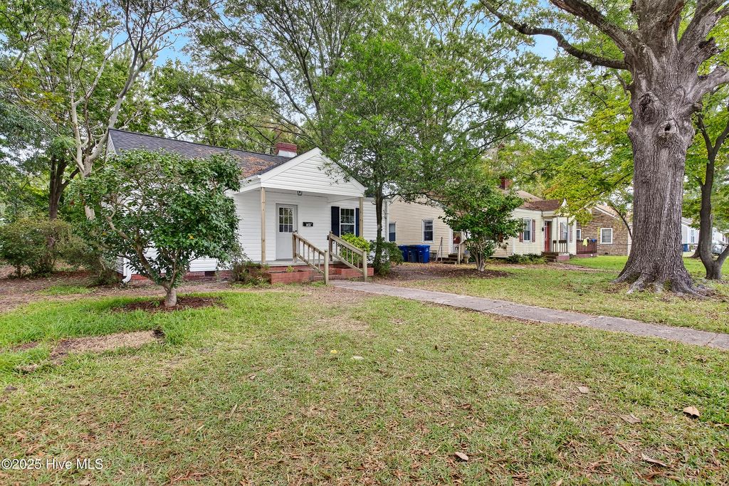 122 Sherwood Road, Jacksonville, NC 28540