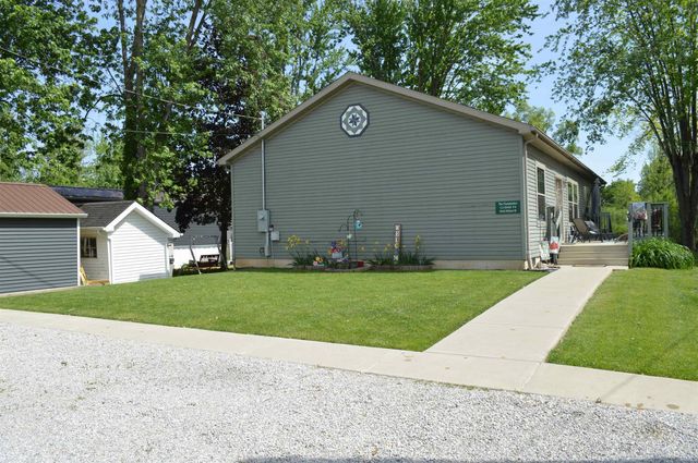 13 EMS T4 Lane, North Webster, IN 46555