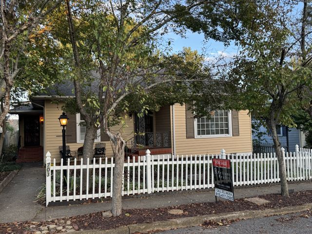703 Lawrence St, Old Hickory, TN 37138