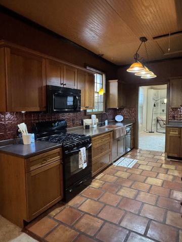 703 Lawrence St, Old Hickory, TN 37138