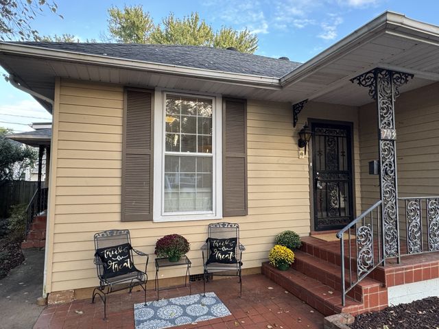 703 Lawrence St, Old Hickory, TN 37138