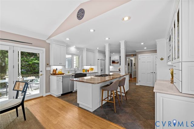 10211 Pepperhill Ln, Henrico, VA 23238