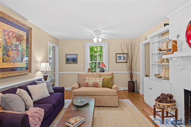10211 Pepperhill Ln, Henrico, VA 23238