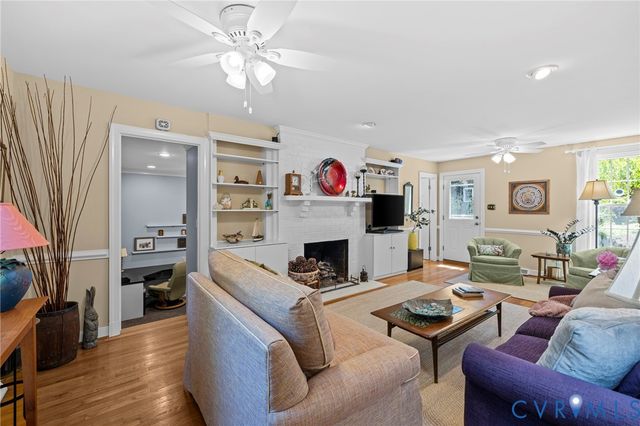 10211 Pepperhill Ln, Henrico, VA 23238