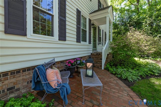 10211 Pepperhill Ln, Henrico, VA 23238