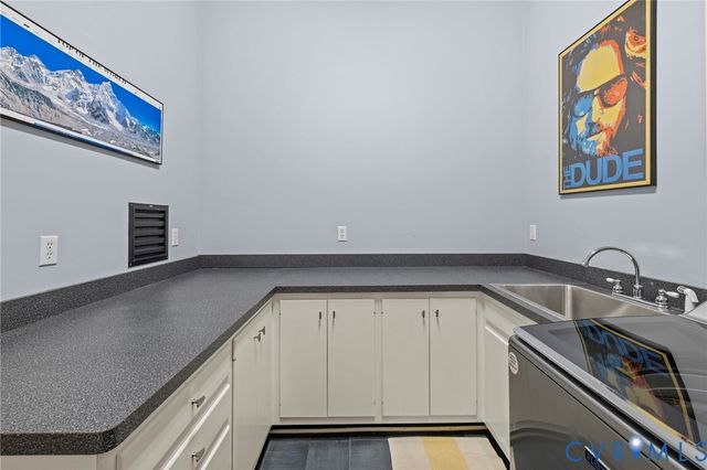 10211 Pepperhill Ln, Henrico, VA 23238