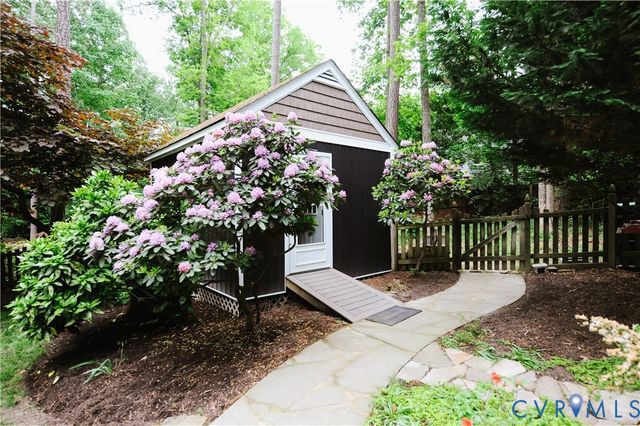 10211 Pepperhill Ln, Henrico, VA 23238