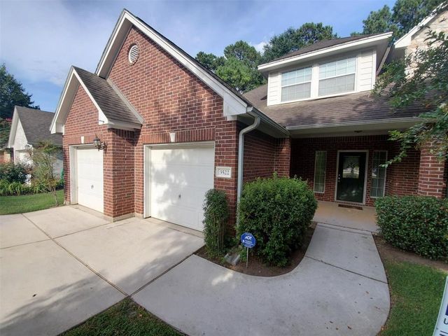 3522 White Oak Point Drive, Conroe, TX 77304