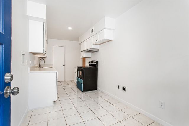 6061 Milton Street 231, Dallas, TX 75206