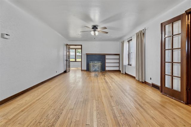 8040 Territorial Road, Watervliet, MI 49098