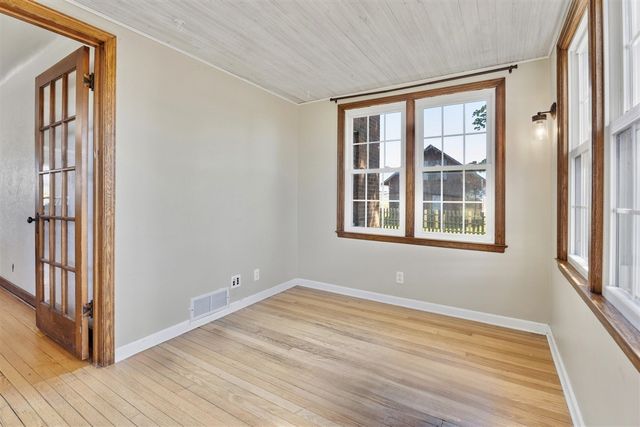 8040 Territorial Road, Watervliet, MI 49098