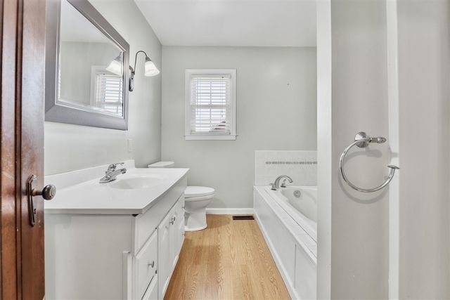 8040 Territorial Road, Watervliet, MI 49098