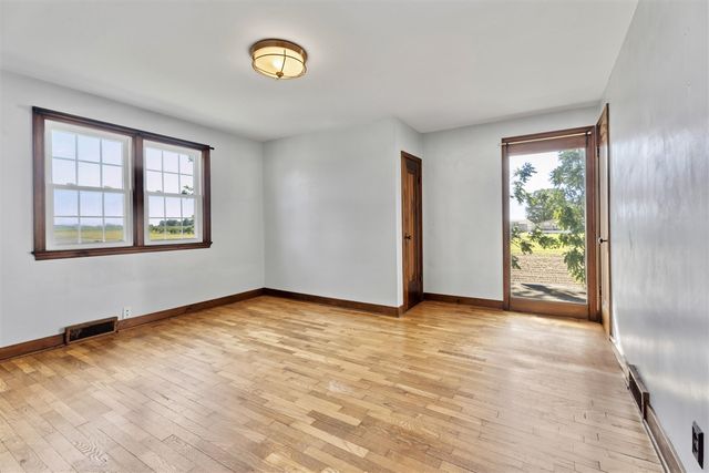 8040 Territorial Road, Watervliet, MI 49098