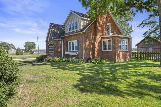 8040 Territorial Road, Watervliet, MI 49098