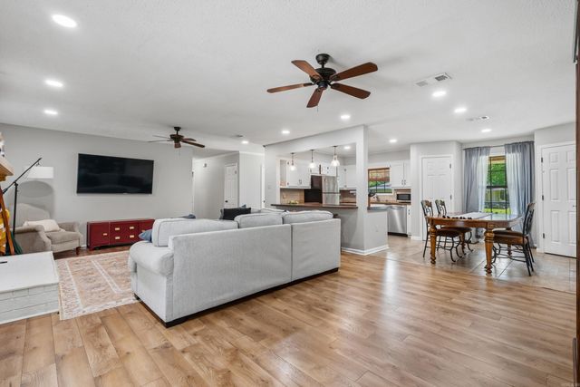 1708 Creekwood Drive, Arkadelphia, AR 71923