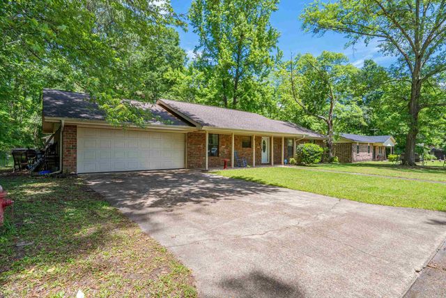 1708 Creekwood Drive, Arkadelphia, AR 71923