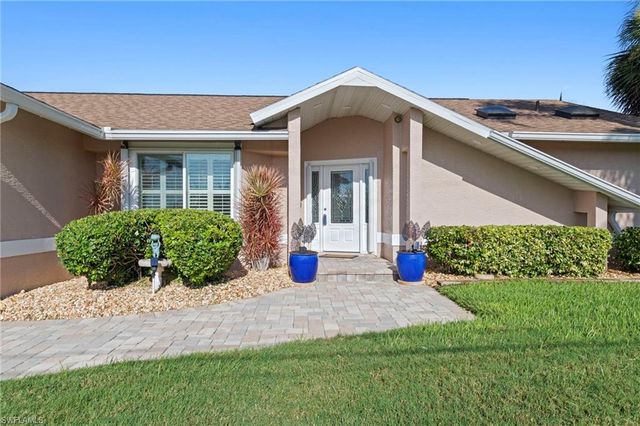 1330 4th CT, Cape Coral, FL 33991