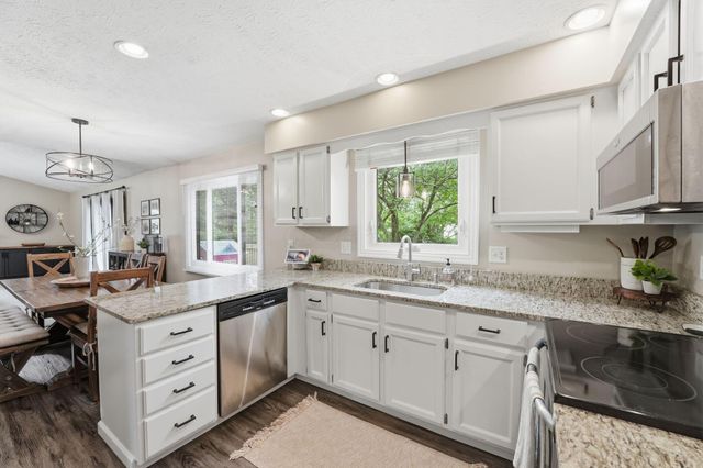 10825 Sierra Woods Circle, Plain City, OH 43064