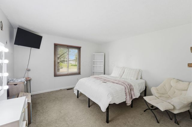 10825 Sierra Woods Circle, Plain City, OH 43064