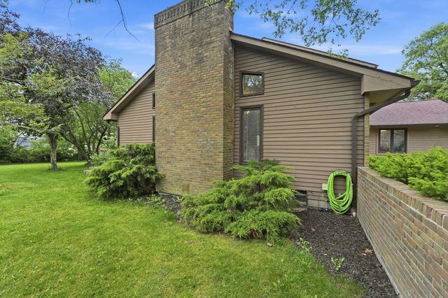 10825 Sierra Woods Circle, Plain City, OH 43064